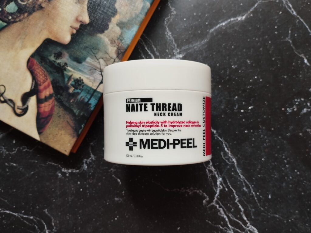 Nepriзraчnahnain neitth: krem ​​medi-peele naite neck sece cream | 